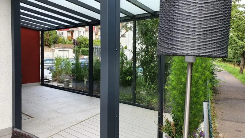 Terrassenüberdachung mit Glaseindeckung